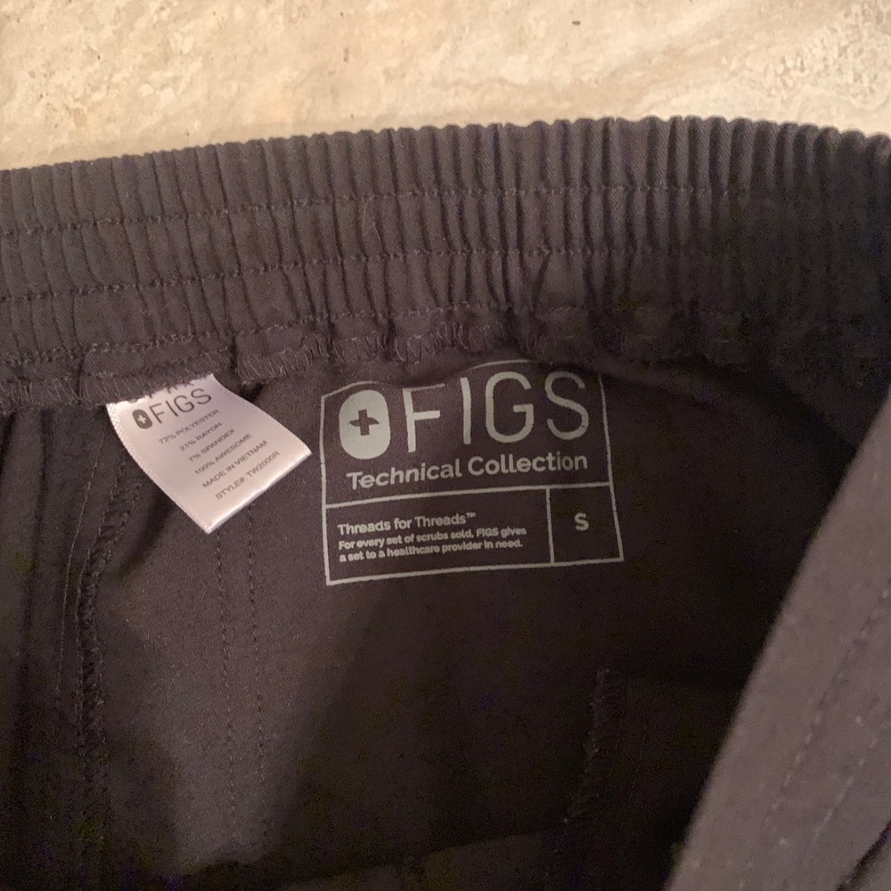 Fig scrub bottoms - Picture 4 of 6
